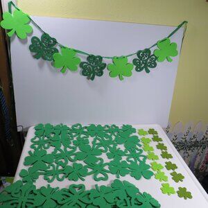 St Patrick's Day thick felt set: garland, placemats, table scatter